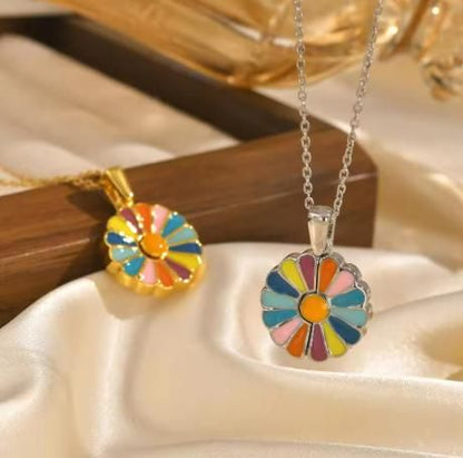 Embracing sun flower shape Pendant and chain